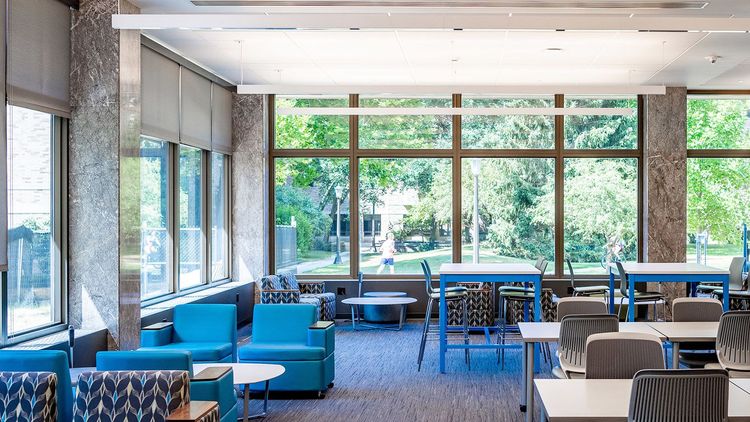Located in the northwest corner, just off the North Entrance, the Collaboration Hub is equipped with large and small tables, study nooks, group study rooms, videoconference rooms and comfortable lounge chairs. The space is surrounded by large windows and natural light, with mobile monitors and whiteboards available throughout.
